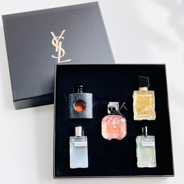 Set of 3Set of 5(Saint Laurent Freedom Sample Set of 3)   Saint Laurent Perfume Sample Set of 3 7.5ml Long Black Box Contains Black Opium Reverse Paris Freedom Scent(Saint Laurent Liberty Sample 5-Piece Square Box)  Sain