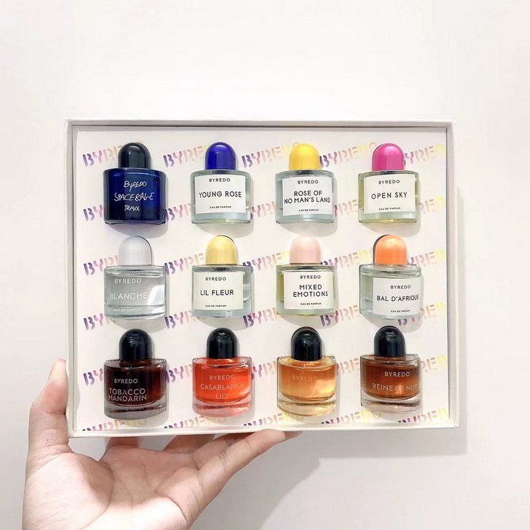 Original quality(BYREDO color perfume sample 12-piece set)   In fact, for BYREDO, stepping on the mine is the most difficult thing, each has its own personality, but will not be flaunted to provoke resentment. Love, BYRE