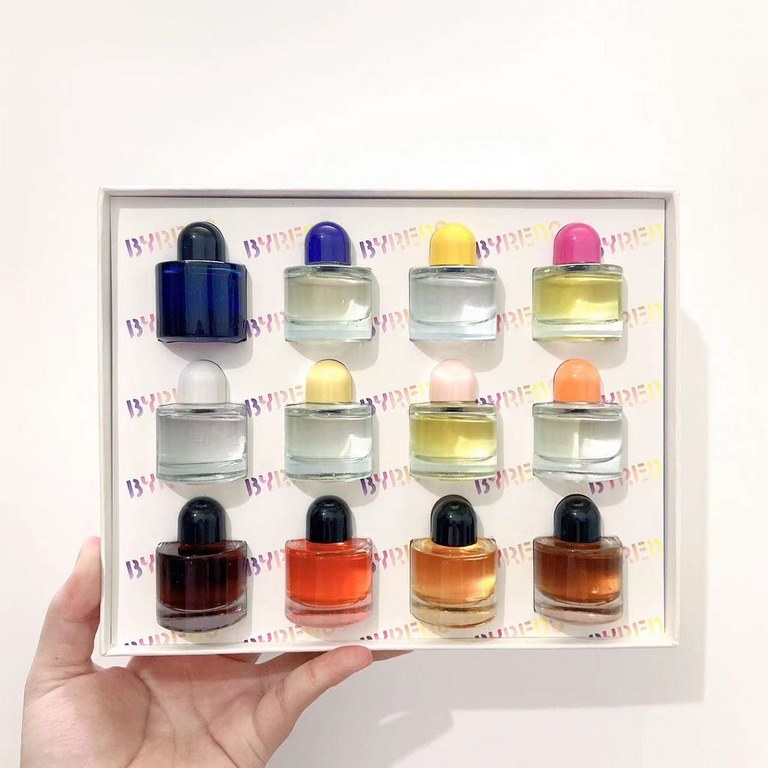 Original quality(BYREDO color perfume sample 12-piece set)   In fact, for BYREDO, stepping on the mine is the most difficult thing, each has its own personality, but will not be flaunted to provoke resentment. Love, BYRE