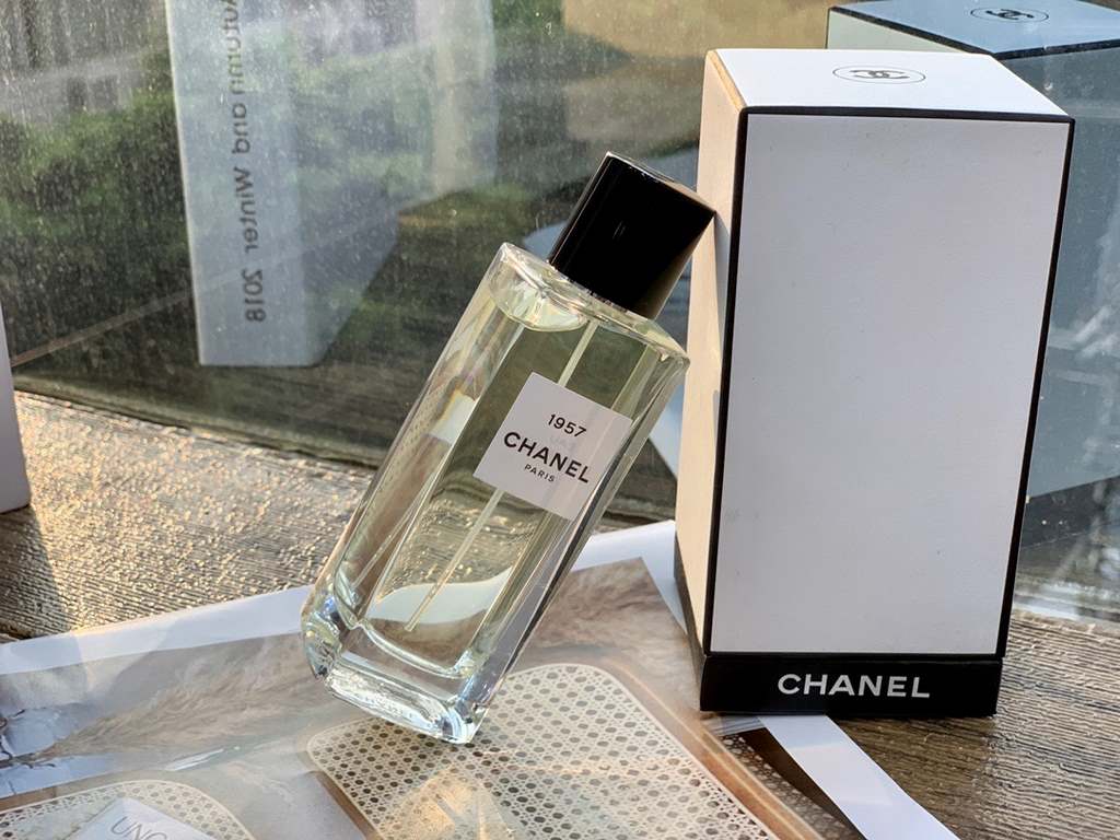 Original quality High Definition Perfume 75ml Flavor 1957chanel chanel collection perfume #1957Fragrance FuchsiaTop notes Pink Pepper Coriander MuskcitralMiddle Note Orange Blossom Musk JasmineBase Note Vanilla, Honey, M