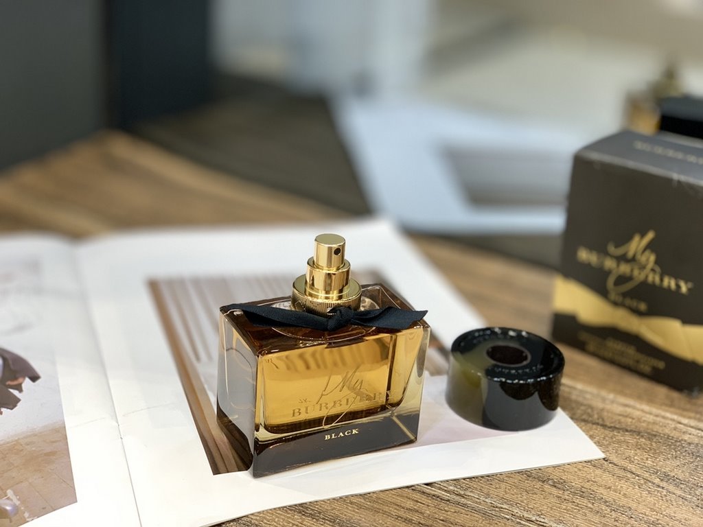 Original quality Burberry Perfume 90ml Black Exclusive   Actual   Arrived   Burberry Black Exclusive Perfume 90ml my burberry black my burberry black edition parfum black exclusive women's perfume 90 ml,   The scent star