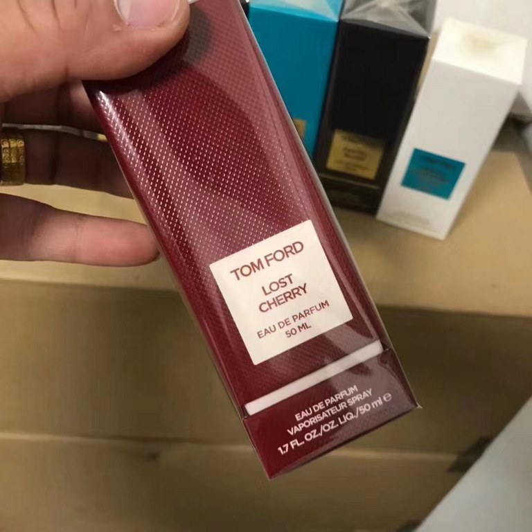 Original quality 50mlCounter version of Tom Ford TF perfume square bottle series, a total of 19 square bottles   Lost Cherry, Snow Reflects Light, Thorn Rose, Ebony, Absolute Drunken Acacia, Fabulous, Amalfi Citrus, Blac