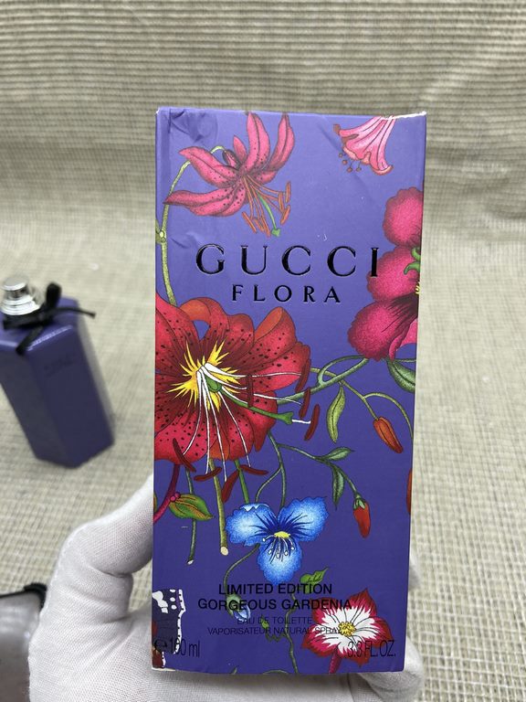 Gucci Orange Blossom (Collector's Edition) 100ml (Hit Up Offer)Fragrance Floral FruityTop Note Red Berry PearMiddle Note Gardenia EggplantBase note Patchouli Brown SugarAttributes female fragrance