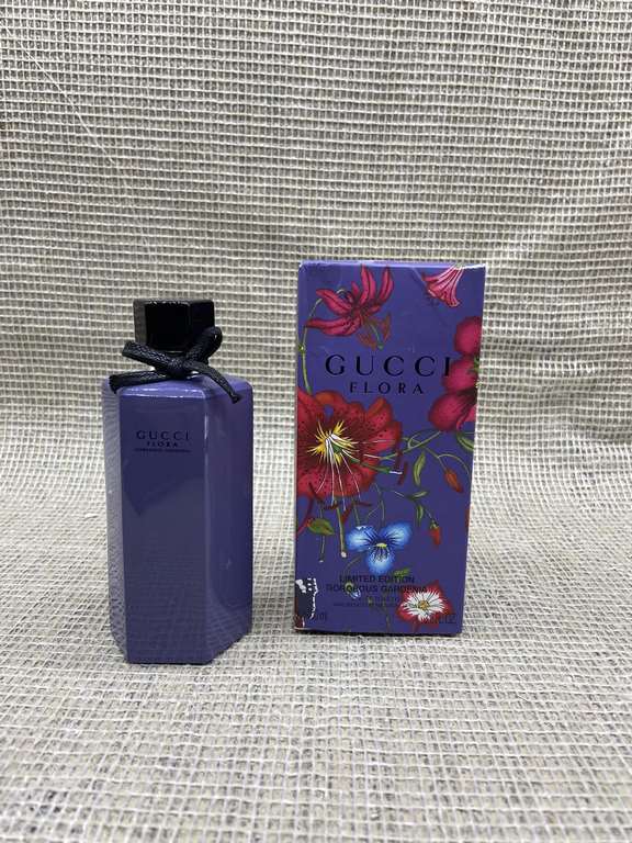 Gucci Orange Blossom (Collector's Edition) 100ml (Hit Up Offer)Fragrance Floral FruityTop Note Red Berry PearMiddle Note Gardenia EggplantBase note Patchouli Brown SugarAttributes female fragrance