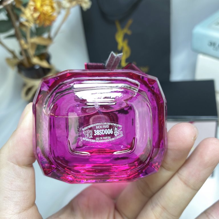 Original qualityYSL Saint Laurent Intensement New Reverse Paris Rose Floral Eau de Toilette for Women 90mlMon paris intensementFragrance floral and licoriceTop Note Lemon Pear Raspberry Cassis OrangeMiddle Note Mandarine