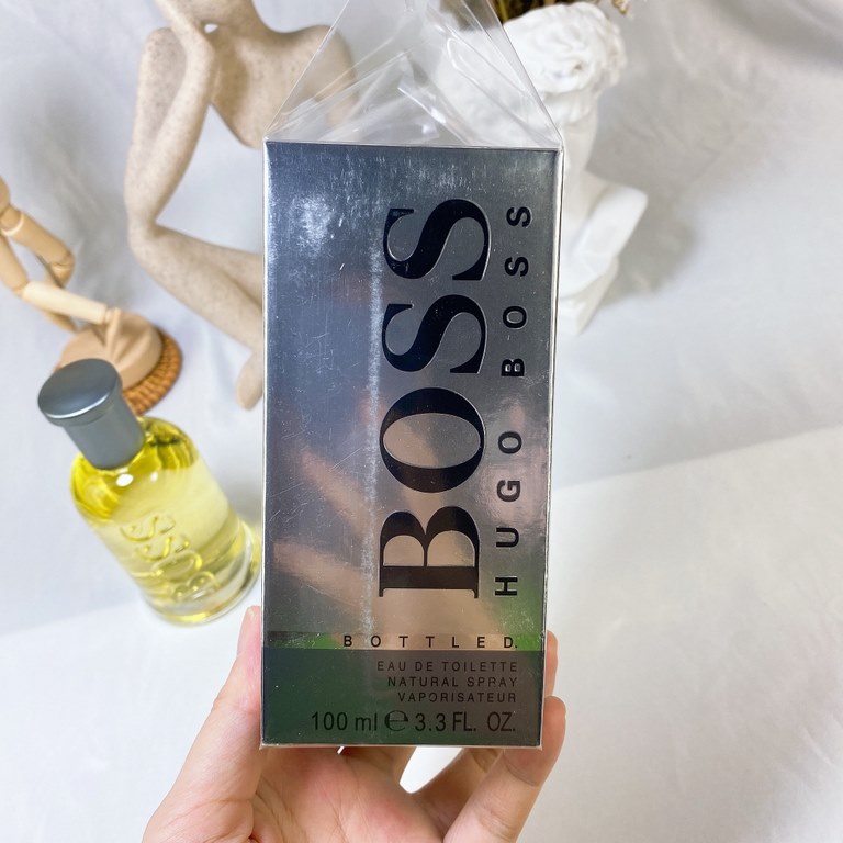 Original qualityHUGO BOSS Boss Men's Formal Business Eau de Toilette Long-lasting Eau de Toilette 100mlConfident and bold masculinityInterpretation of contemporary successful men's perfume valuesBoss Bottled will become 