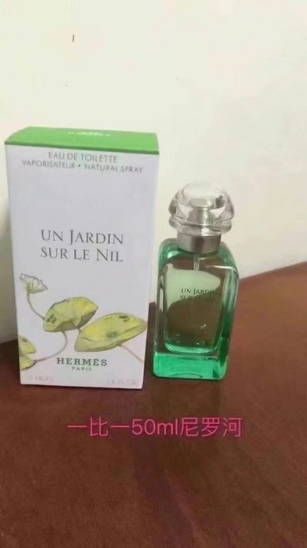 Original qualityHermes garden perfume collection! Flavors Garden of the Nile 5 ml, 1 ml, Rooftop Garden 5 ml, 1 ml, Mediterranean Garden 5 ml, 1 ml, Mr. Lee's Garden 1 ml, Telluride Lake Garden 1 ml.