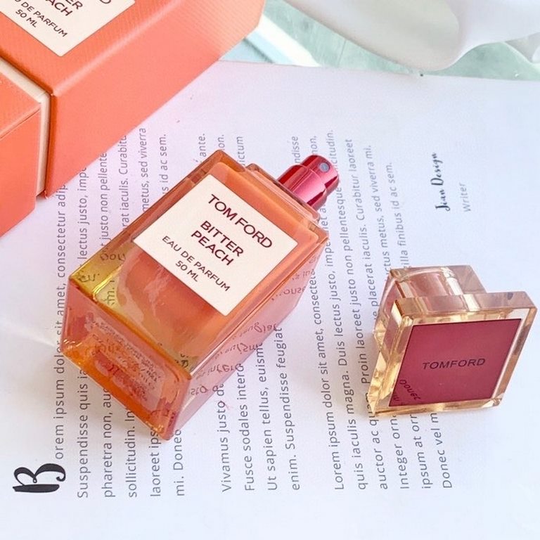 Original qualitytf tom ford, bitter peach 50mlLimited edition tf bitter peach bitter peach   new debut of the limited edition of bitter peach perfume just to hear the limited plus the value of the bottle, has exploded ..