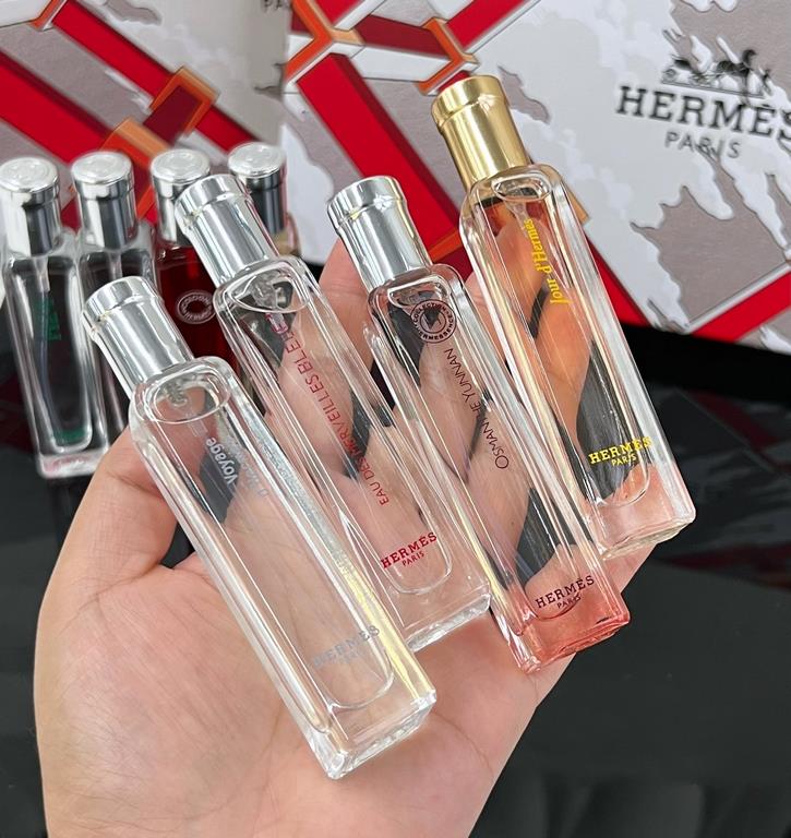 Original quality Hermes Smelling Fragrance Water Sample 15ml Set of Eight, 8×15ml with SprayerScent h24 Rhythm, Mr. Lee, Scarlet Rhubarb, Earth, Basketry, Oceanic Journey, Yunnan Dan Gui, One Day's Light.