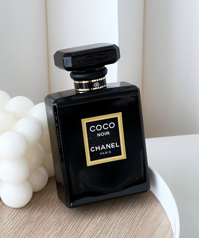 Original qualitychanel chanel coco noir black cocoa 100ml Pure, mesmerizing, deeply branded with her style mark, deep, introverted, but full of tension. A unique texture, irresistible, so mysterious, black, the most beau