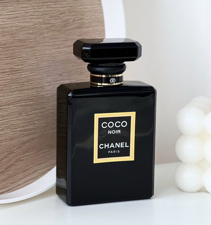 Original qualitychanel chanel coco noir black cocoa 100ml Pure, mesmerizing, deeply branded with her style mark, deep, introverted, but full of tension. A unique texture, irresistible, so mysterious, black, the most beau