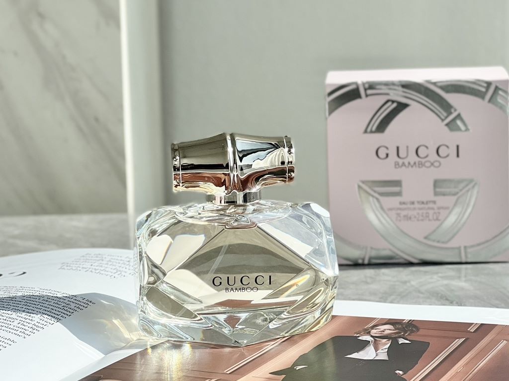 Original qualitygucci bamboo eau de toilette for women 75mlFragrance Woody floralTop note BergamotMiddle Note Ylang Ylang, Casablanca Lily, NeroliBase notes amber, sandalwood, Tahitian vanillaThe essence of the fragrance