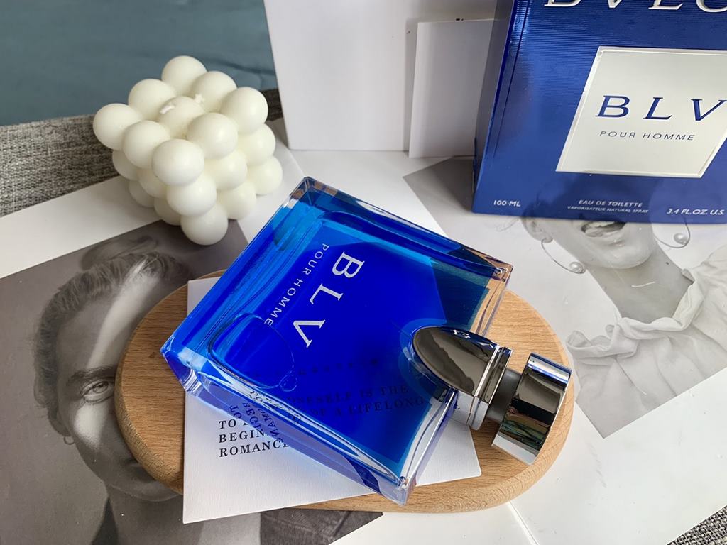 Original quality Vietnam perfume] counter Bvlgari  Bvlgari POUR HOMME Sapphire Blue Tea Blue Men's Perfume 100ml.Fragrance】Woody and spicy notesTop Note Cardamom, SandalwoodMiddle note] juniper berries, ginger, gingerGre