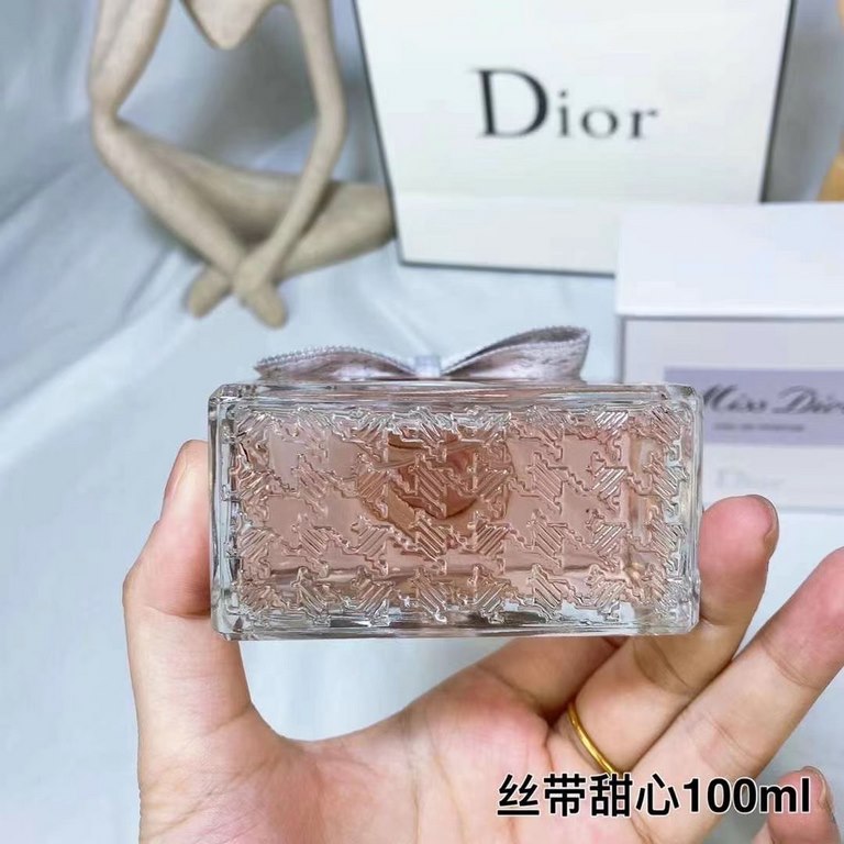 Original qualityNew Dior Dior MissDior Dior high-fashion dress ribbon Miss Sweetheart Ms. perfume 100mlTop note Italian citrus essenceMiddle note double jasmine pure fragranceBase Note Patchouli