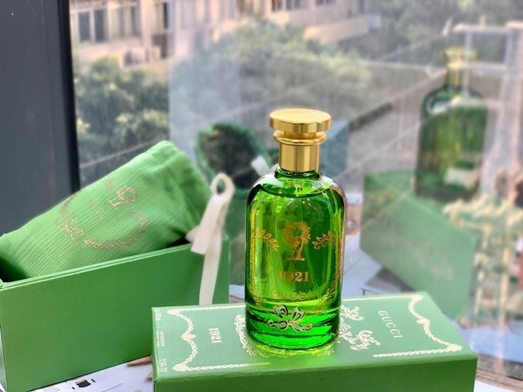 Original quality Gucci The Alchemist's Garden Limited Edition Filippo 1921 Perfume 100mlTop notes cirtus citronMiddle notes neorli neroli, lemon verbena, lemon verbenaBase notes oakmoss