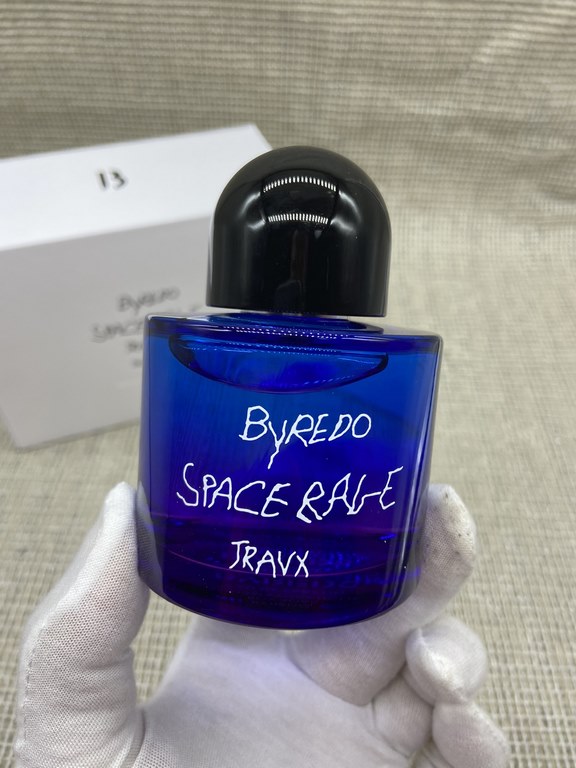 Original qualityParade Cosmic Perfume Starry Blue Perfume 100mlParade byredoX Travis Scott co-branded star limited perfume Space Rage 100ml ByredoXin models cosmic blue perfume 100ml, when Byredo is no longer cold  from 