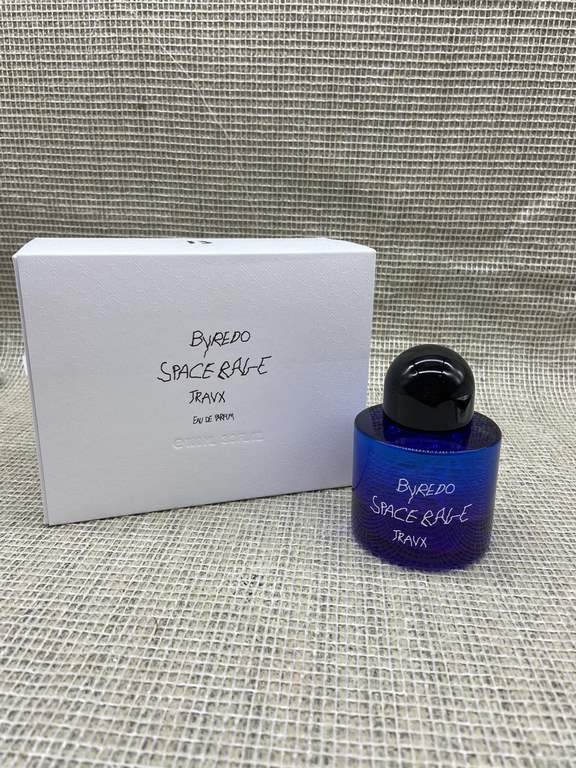 Original qualityParade Cosmic Perfume Starry Blue Perfume 100mlParade byredoX Travis Scott co-branded star limited perfume Space Rage 100ml ByredoXin models cosmic blue perfume 100ml, when Byredo is no longer cold  from 