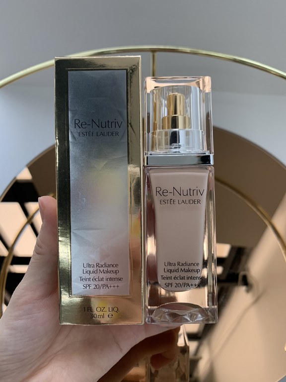 Mingtong versionExclusive private model, non-circulating general merchandise, alcohol flavor, 3pcs 1 plastic seal, opposite bottle bottom label, logo not flower, Mingtong market approved version   Estee Lauder Platinum F