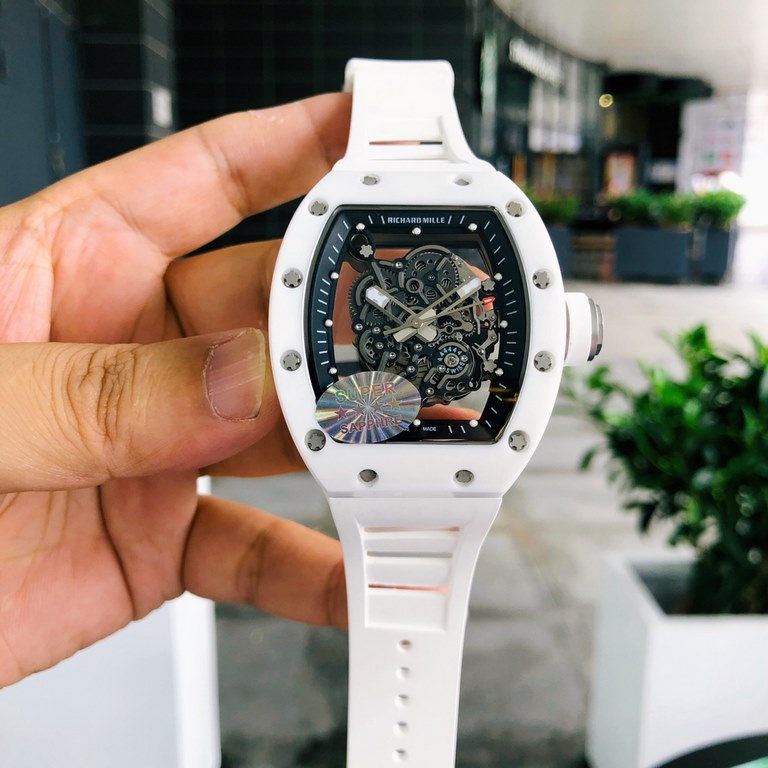 Richard Mille  Richard MilleThe top version RM055 adopts imported Citizen movement, full ceramic case imported from Korea, rubber strap, and the appearance of Zhenxin is perfect. No dial design, skeletonized movement can