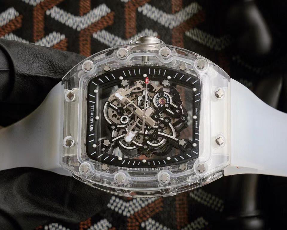 Richard Mille RM35-02, Glass Transparent Series! A work of innovation! All-glass case with the hottest skeletonized design! Japanese automatic Seiko movement, the most accurate movement, with a comfortable and soft rubbe