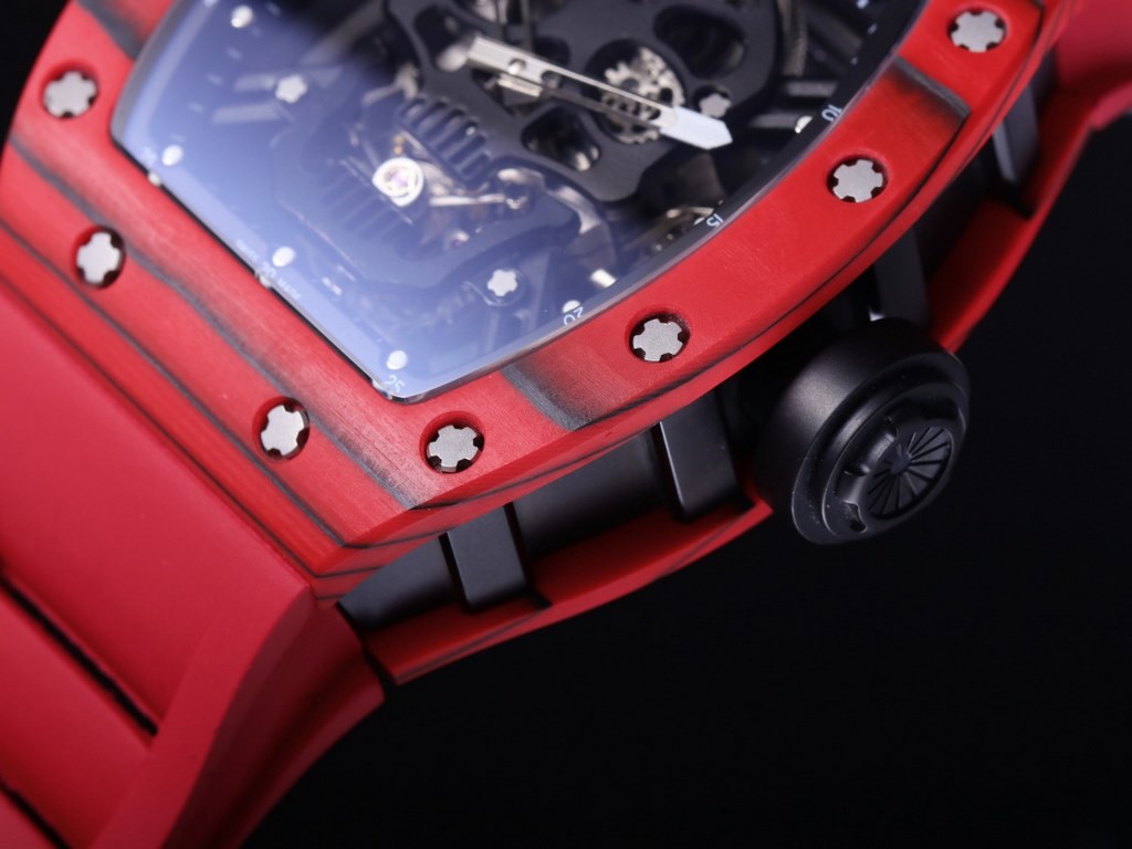 JB Richard Mille RM52-01 real tourbillon, reinterpretation of the essence of the RICHARD MILLE skull, breakthrough multiple versions of the BUG, so that the majority of the iron powder can have the right size, the moveme