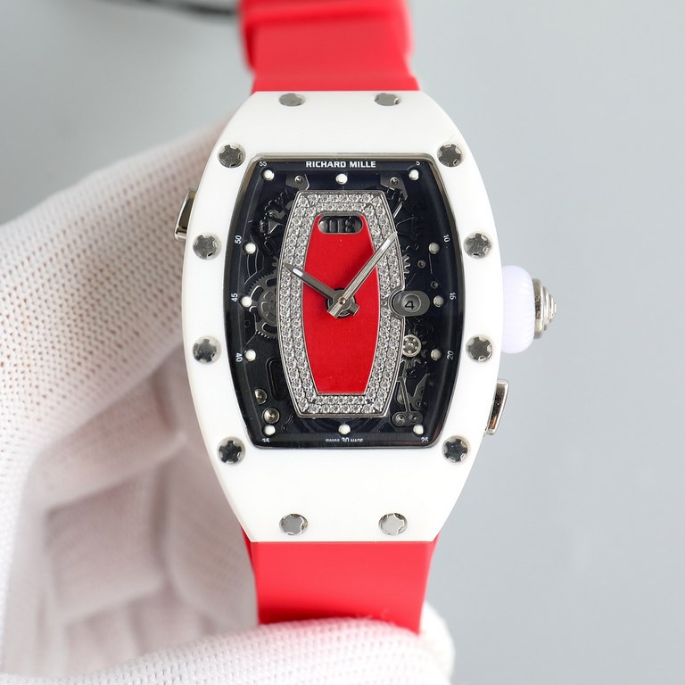 Richard Mille Richard Mille (RM037) Women's Carbon Fiber Ceramic Watch Series This watch is from the Australian actress Margot Robbie endorsement of new products. This watch is made of stainless steel case overlay, the c