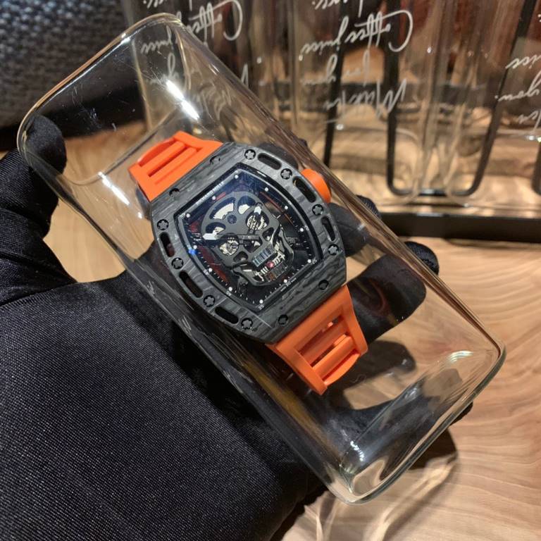 Richard Mille Richard Mille RM052 Collection Latest Ghost Head Luminous Carbon Fiber Upgrade Cranium Series The carbon fiber case and the imported mechanical movement highlight the sporty style of this watch The floating