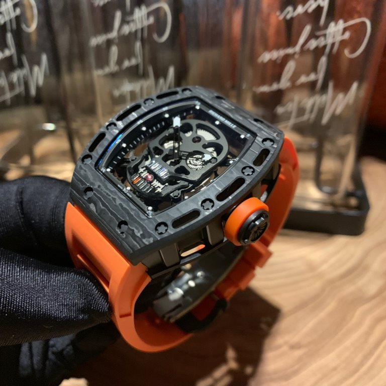 Richard Mille Richard Mille RM052 Collection Latest Ghost Head Luminous Carbon Fiber Upgrade Cranium Series The carbon fiber case and the imported mechanical movement highlight the sporty style of this watch The floating