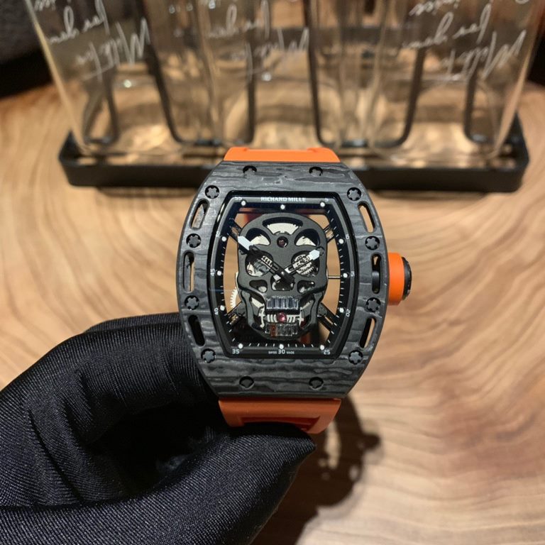 Richard Mille Richard Mille RM052 Collection Latest Ghost Head Luminous Carbon Fiber Upgrade Cranium Series The carbon fiber case and the imported mechanical movement highlight the sporty style of this watch The floating