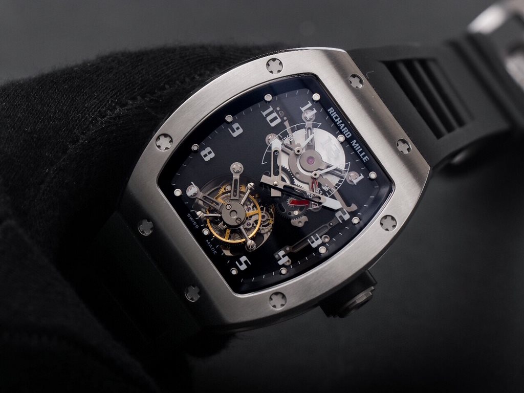 JB Richard Mille RM001   True Tourbillon Upgrade, upgraded as follows 1, re-copying the original data, the deck frame is closer to the original, the similarity is more than 95%; 2, upgraded to a toughened glass double-la