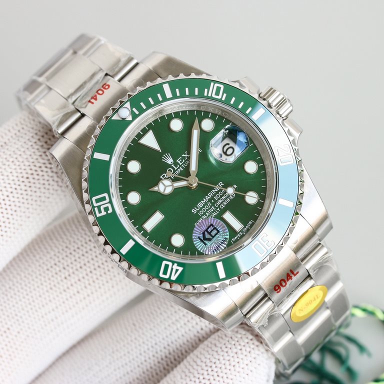 The top version of Rolex Rolex Submariner V10 version of the water ghost is strong! [Sapphire luminous stone] and [one key pop buckle] two exclusive technologies. Clone original Cal.3135 one-piece movement, blue hairspri