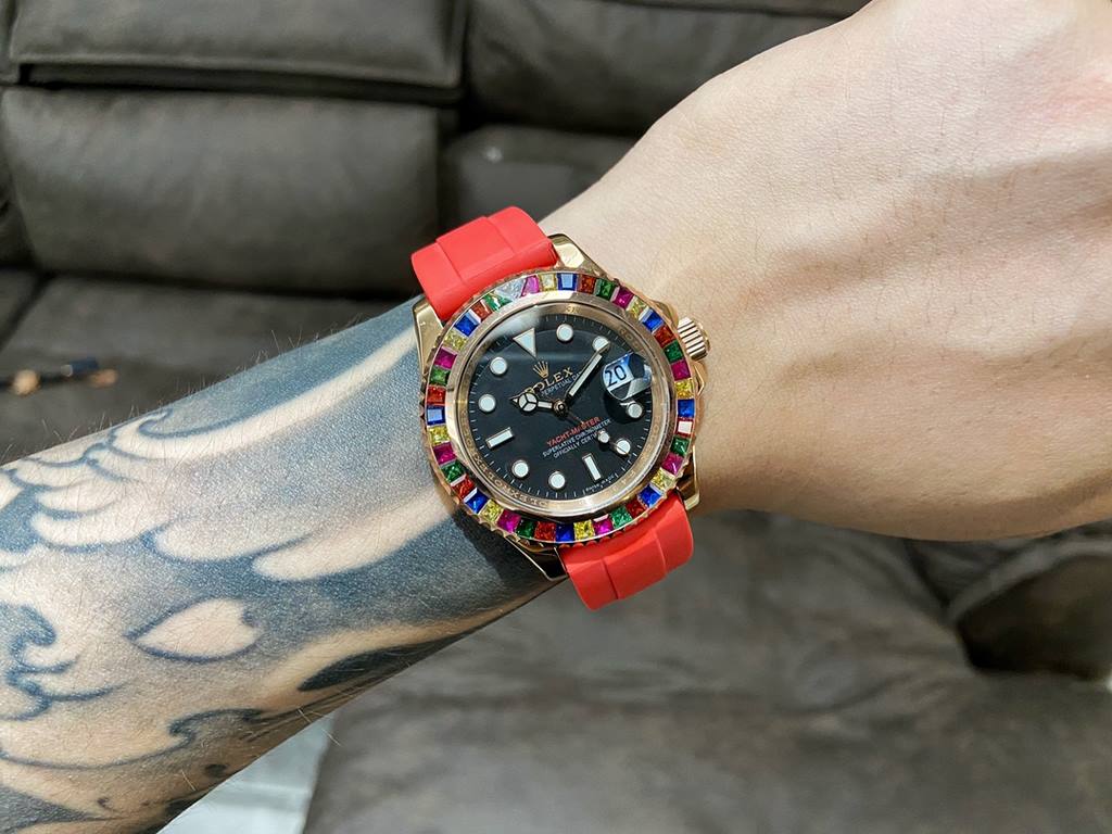 Rolex-ROLEX   Jeweled Circle custom-level reformulation of the water ghost to come [color] hand in hand with high-end jewelry factories, heavily inlaid with 72 black, green, sapphire corresponding color water ghost circl