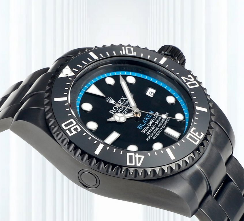 Supreme BLAKEN version! The Supreme Big Ghost King dares to experiment and create a new trend - 44mm diameter!Rolex SEA Overseas Customized Edition - RedBlueBlack is a stunning arrival. Equipped with Seagull 28363135 mov