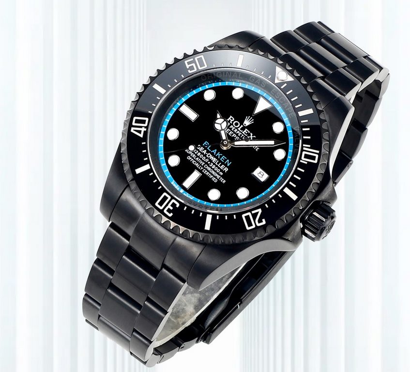 Supreme BLAKEN version! The Supreme Big Ghost King dares to experiment and create a new trend - 44mm diameter!Rolex SEA Overseas Customized Edition - RedBlueBlack is a stunning arrival. Equipped with Seagull 28363135 mov