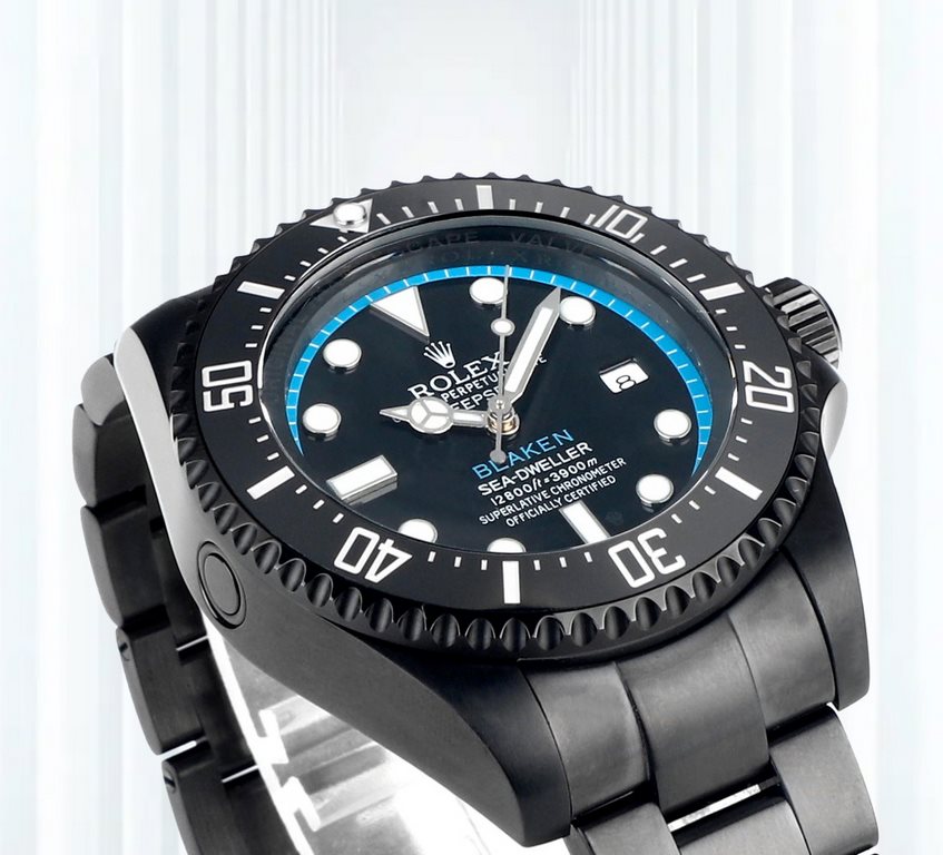 Supreme BLAKEN version! The Supreme Big Ghost King dares to experiment and create a new trend - 44mm diameter!Rolex SEA Overseas Customized Edition - RedBlueBlack is a stunning arrival. Equipped with Seagull 28363135 mov