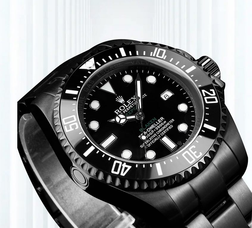 Supreme BLAKEN version! The Supreme Big Ghost King dares to experiment and create a new trend - 44mm diameter!Rolex SEA Overseas Customized Edition - RedBlueBlack is a stunning arrival. Equipped with Seagull 28363135 mov