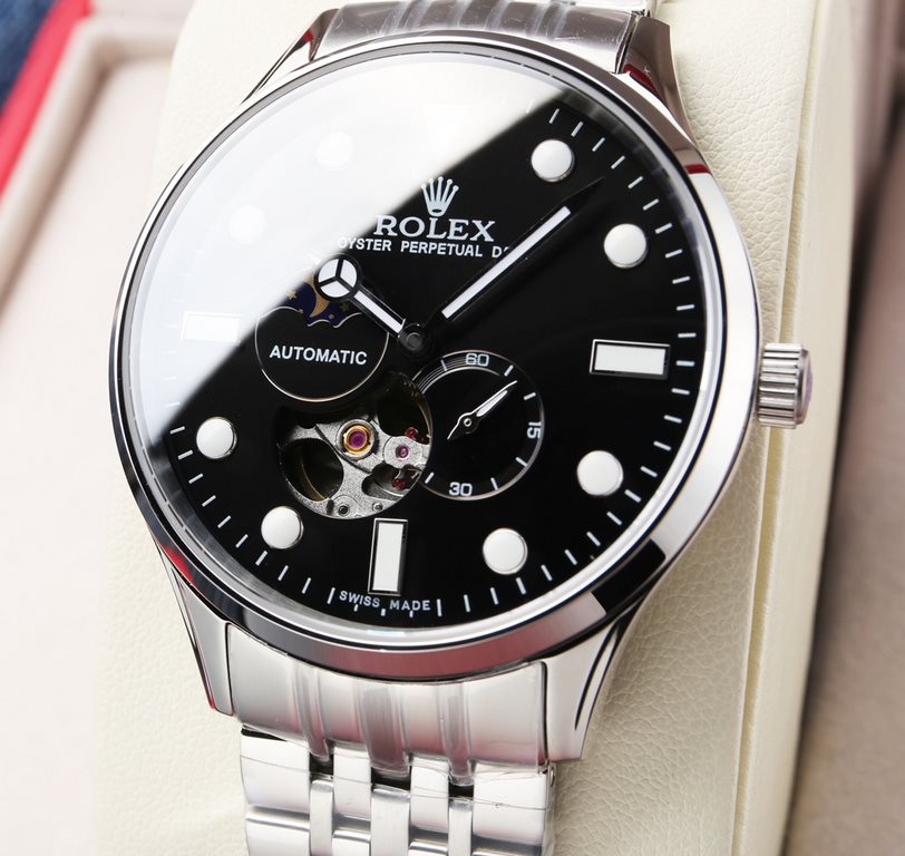 . (This product have been strictly waterproof pressure test, waterproof up to 120 meters  )Rolex, Sun, Moon and Stars series, equipped with the original imported 82S7 movement (0 return 0 after-sales), using super A stee