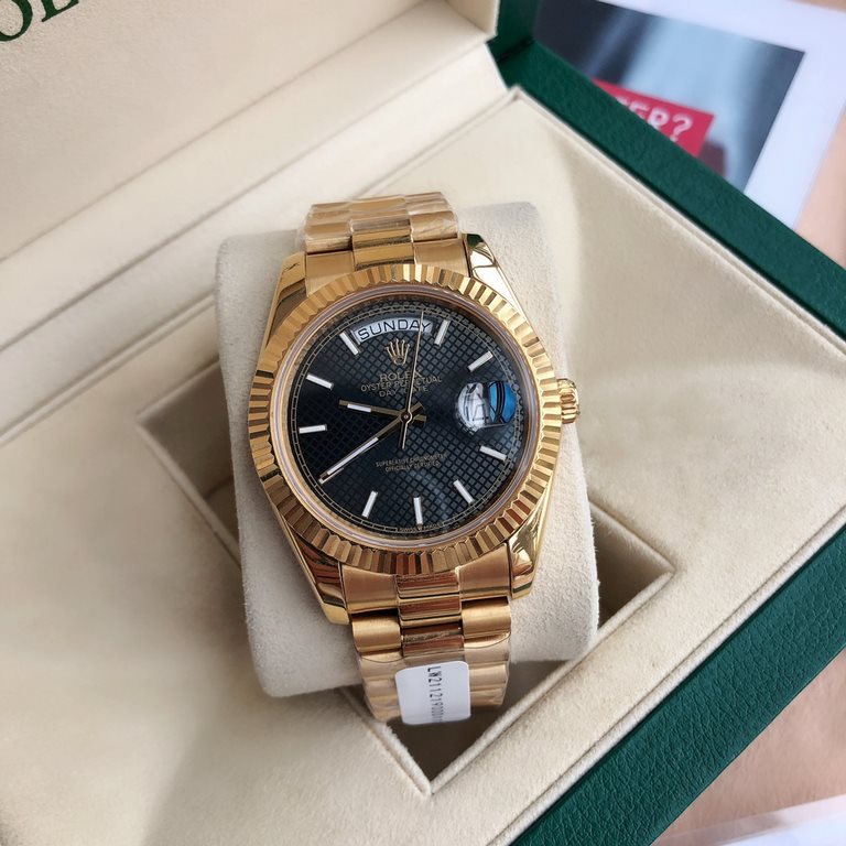 Batch with box Support Hong Kong, the United States direct mailThe rich man's happiness is so simple and unadorned, the real meaning of the gold watch to come, the whole body covered with 18k gold, the thickness of 5um, 