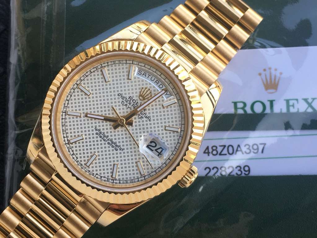 Upgrade V2 version EW Chengpin spent 8 months on the market Rolex The highest version on the market    weekly log type 3255 machine Original 1 to 1 open mold Professional size 40 mm a card one Authentic Warranty Card Ins