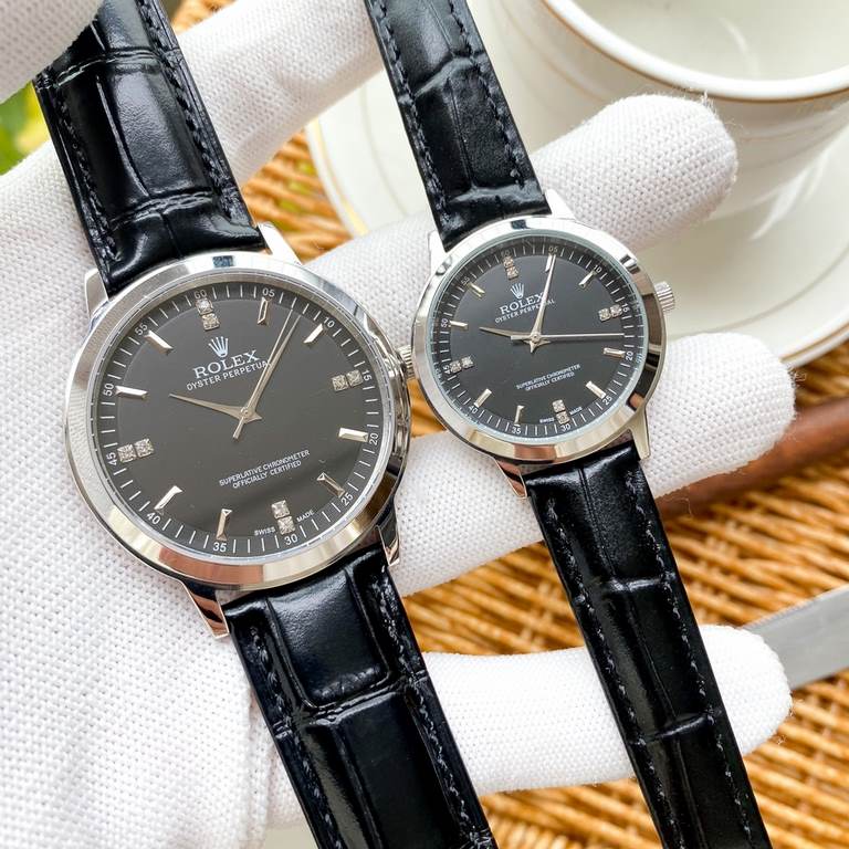 . Rolex   boutique couple's watch       Hand in hand, simple and exquisite, exquisite quality, hot sale all over the city. Using imported quartz movement, top 316 stainless steel case, imported calfskin strap, mineral su