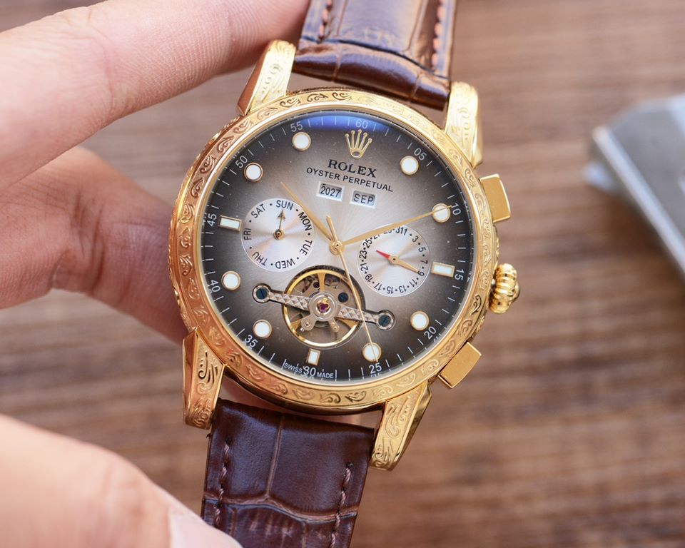 Men's favorite multi-function watch  【Newest】：Rolex   best design   exclusive first  【Type】：Boutique men's watches[Strap] Genuine cowhide leather strap[Movement] High-end automatic mechanical movement[Mirror] mineral rei