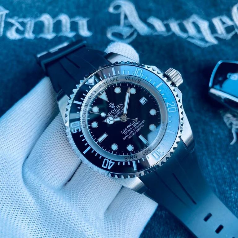 brand Rolex SEA-DWELLER Ghost King    introduction the essence of the copy of the parallel purchasing version of the Ghost King SEA case for steel to reach the same as the original  bezel original craft ceramic bezel thr