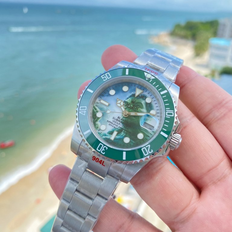 Same.  Submariner type series] [strong] good reputation   highly recommended productsMovement] imported Citizen mechanical movementThe bottom color pattern of the plate has been corrected by countless filters to ensure t