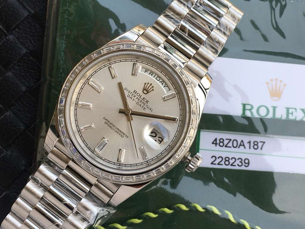 Upgrade V2 version EW Chengpin spent 8 months on the market Rolex The highest version on the market    weekly log type 3255 machine Original 1 to 1 open mold Professional size 40 mm a card one Authentic Warranty Card Ins