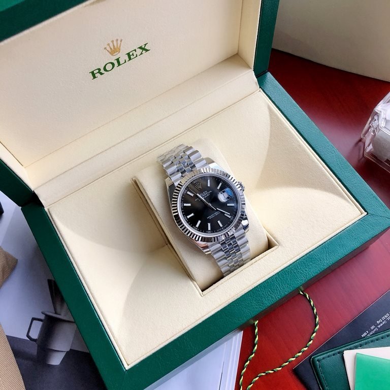 Wholesale box Support Hong Kong, USA direct mailWaiting for you!  Rolex Logbook! Can be worn for leisure and business! VIP exclusive baseball cap, storage box and special strap cutting tool will be given as a free gift w