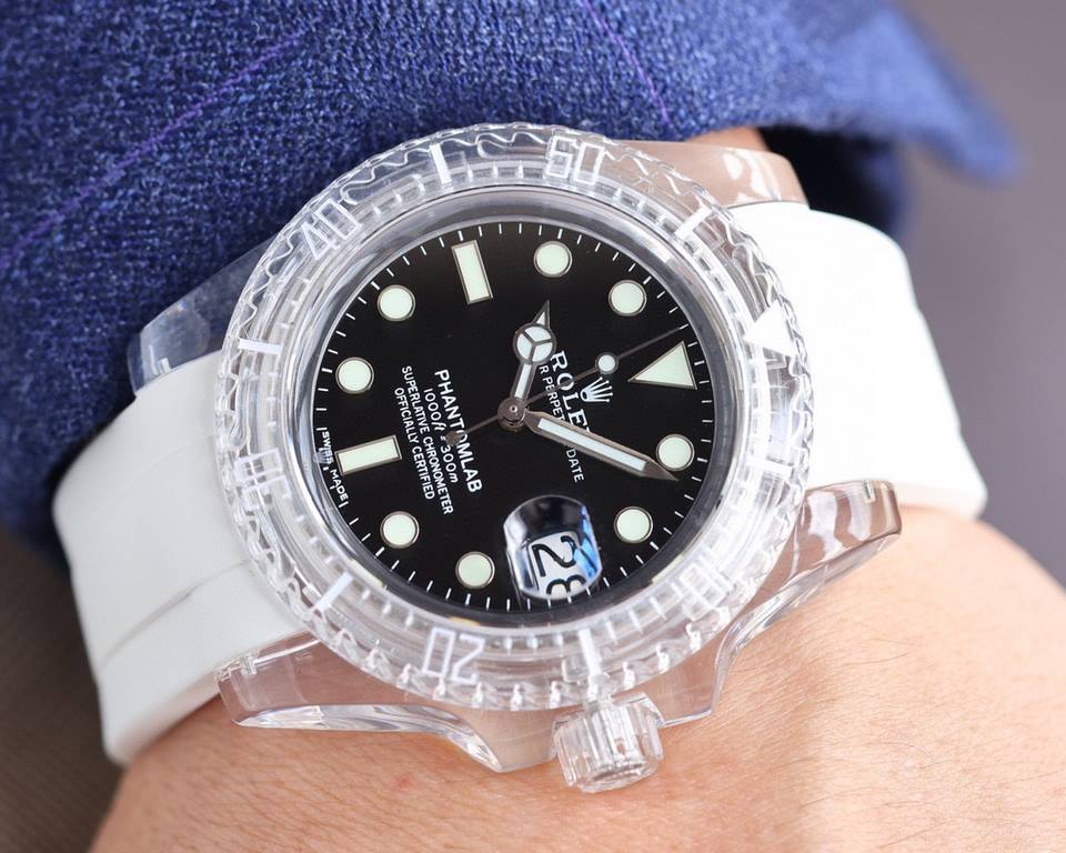 Rolex   Phantomlab modified masterpiece imported crystal glass crystal series, combined with elegant modern aesthetics and exquisite watchmaking technology, the first time to introduce imported crystal with excellent har