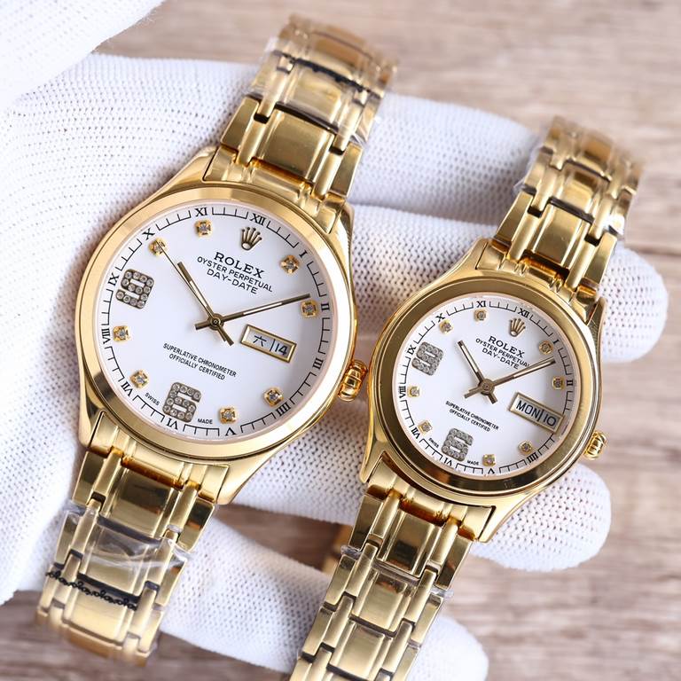 Love at first sight  Bye bye love Latest Rolex    Couple's Model Business Series Couple's Watch Dial 6  9 Position Large Digits Diamonds Delicately sculpted and distinctive! Men's model is available with a 316L steel ban