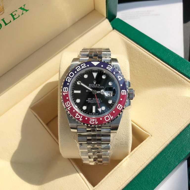 Wholesale box Support Hong Kong, U.S. direct mailRolex GMTThe highest version of the market! The focus of this model also lies in the bezel, one-piece ceramic ring, the bezel spliced ceramic ring is very difficult to two