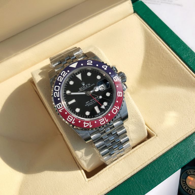 Wholesale box Support Hong Kong, U.S. direct mailRolex GMTThe highest version of the market! The focus of this model also lies in the bezel, one-piece ceramic ring, the bezel spliced ceramic ring is very difficult to two