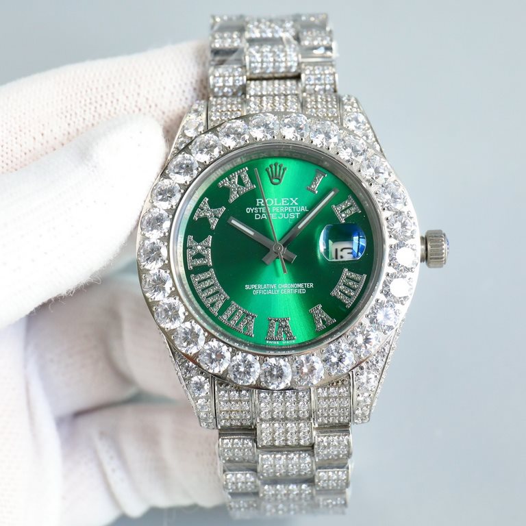 UnityRolex ROLEX Luxury Extreme Full Star Edition Watch 904 steel to create, pave the top Swarovski diamonds, the interpretation of luxury quality, dazzling, glamorous bloom. The case and bracelet are entirely set with d